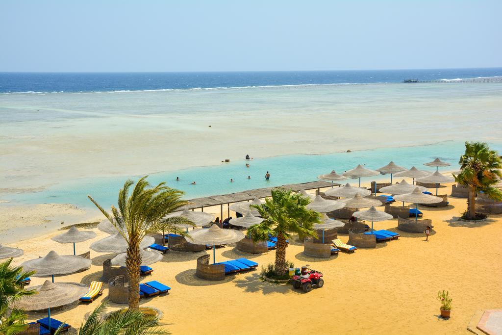 Blue Reef Red Sea Resort Marsa Alam Esterno foto